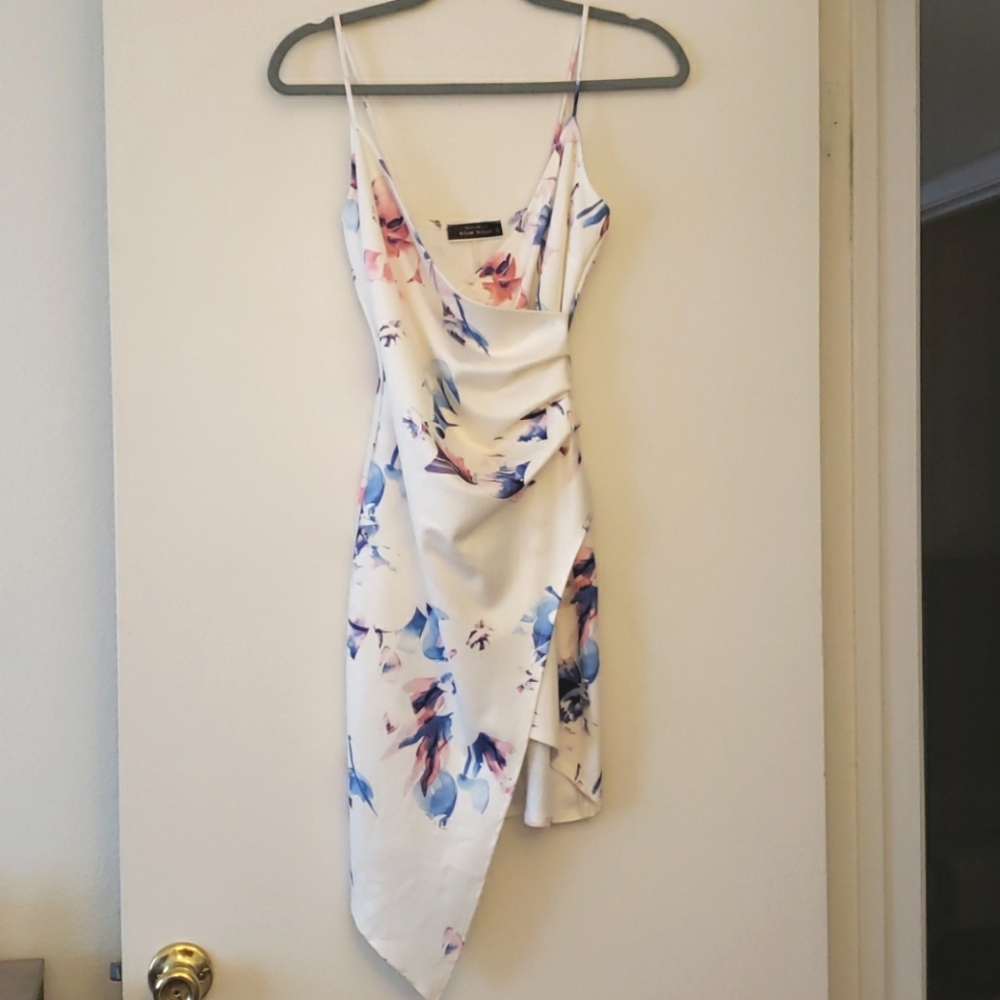 Blue Blush Ivory/ White Floral Asymmetrical Dress